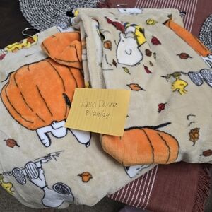 Peanuts fall throw blanket viral snoopy blanket